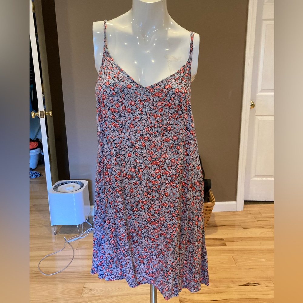American Eagle floral swing dress size medium